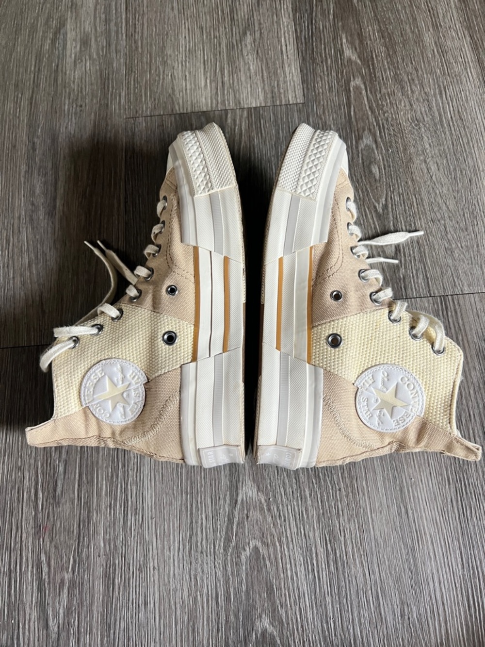 Converse High Top Platform Sneakers - Beige Cream Women’s Size 9